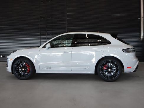 Used 2026 Porsche Macan GTS image 2