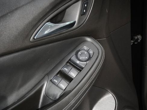 Used 2022 Buick Encore GX Select w/ Sport Touring Package image 23