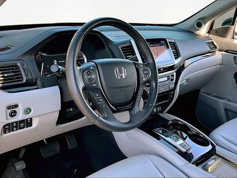 Used 2020 Honda Ridgeline RTL-E image 14