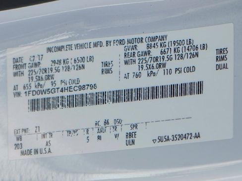 Used 2017 Ford F550 XL image 47