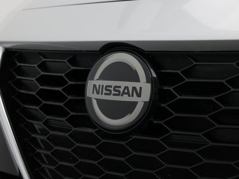 Used 2021 Nissan Sentra SV FWD image 10