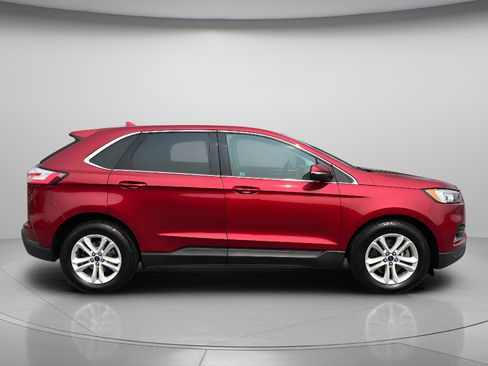 Used 2019 Ford Edge SEL w/ Equipment Group 201A AWD/4WD image 8
