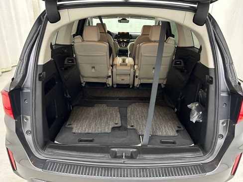 Used 2025 Honda Odyssey EX-L image 11