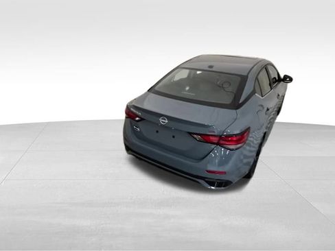 Certified 2024 Nissan Sentra SR w/ SR Premium Package image 5