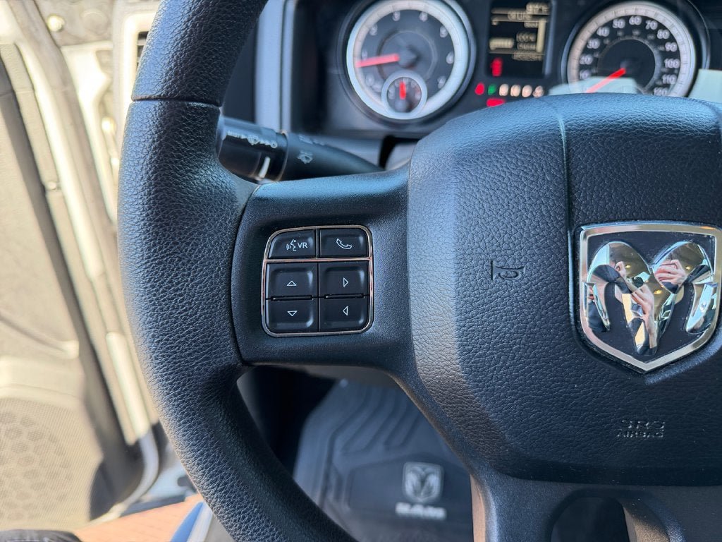 Used 2017 RAM 2500 Tradesman w/ Chrome Appearance Group AWD/4WD image 16