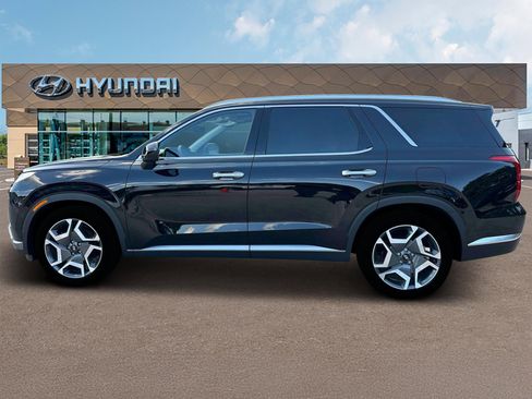 New 2025 Hyundai Palisade Limited image 3
