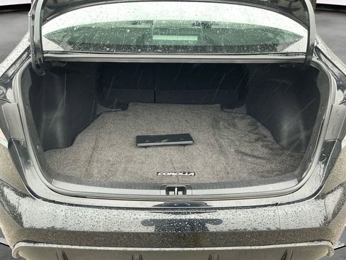 Certified 2023 Toyota Corolla SE w/ Carpet Mat Package (TMS) image 18