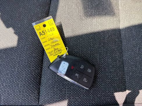 Used 2024 Chevrolet Traverse LS FWD image 33
