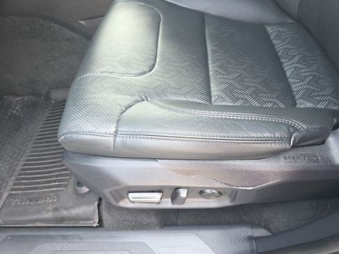 Used 2024 Toyota Tundra Limited image 16