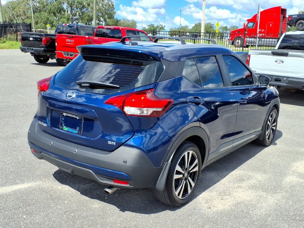 Used 2020 Nissan Kicks SR w/ SR Premium Package FWD image 7