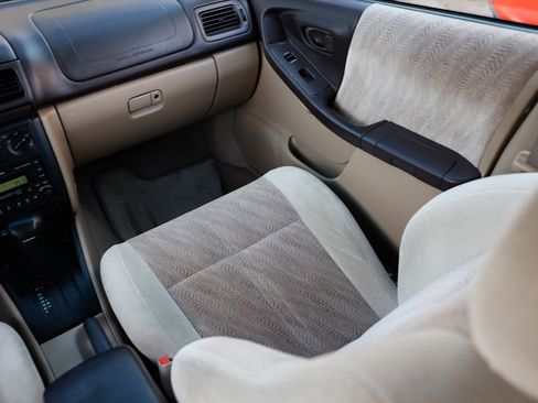 Used 2002 Subaru Forester S image 22