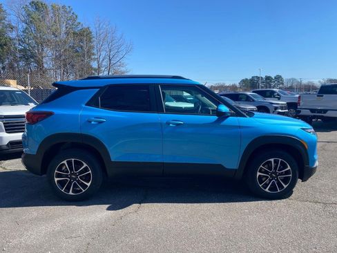 New 2026 Chevrolet TrailBlazer LT w/ Convenience Package AWD/4WD image 2