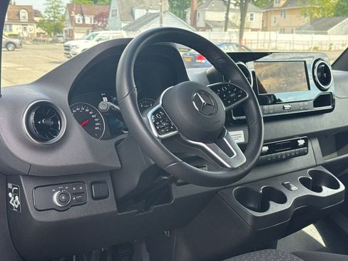 Used 2024 Mercedes-Benz Sprinter 3500 w/ Parking Package image 15