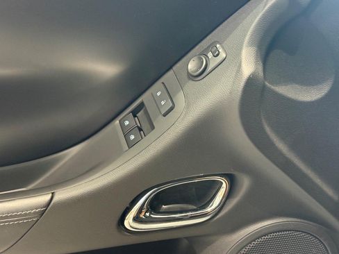 Used 2015 Chevrolet Camaro Z/28 RWD image 19