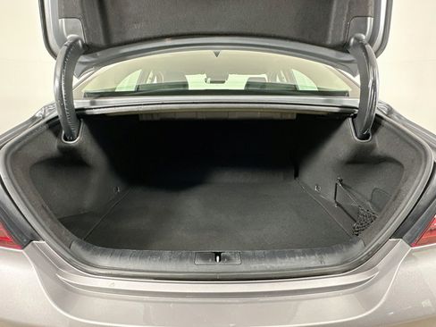 Used 2025 Genesis G70 2.5T AWD/4WD image 28