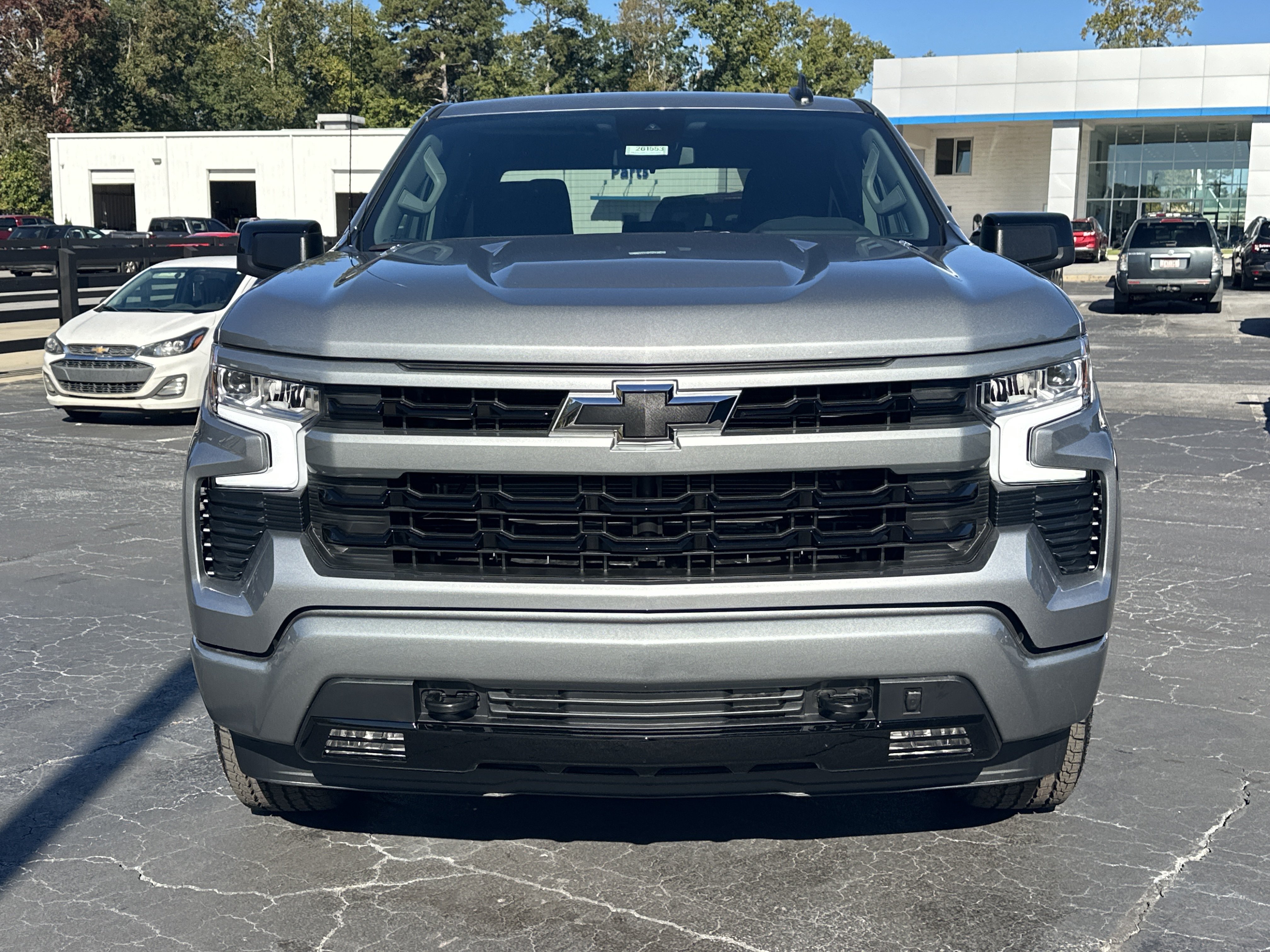 New 2026 Chevrolet Silverado 1500 RST w/ Z71 Off-Road Package AWD/4WD image 3
