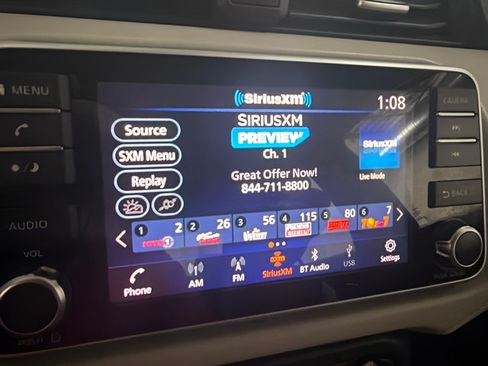Used 2021 Nissan Versa SV FWD image 20