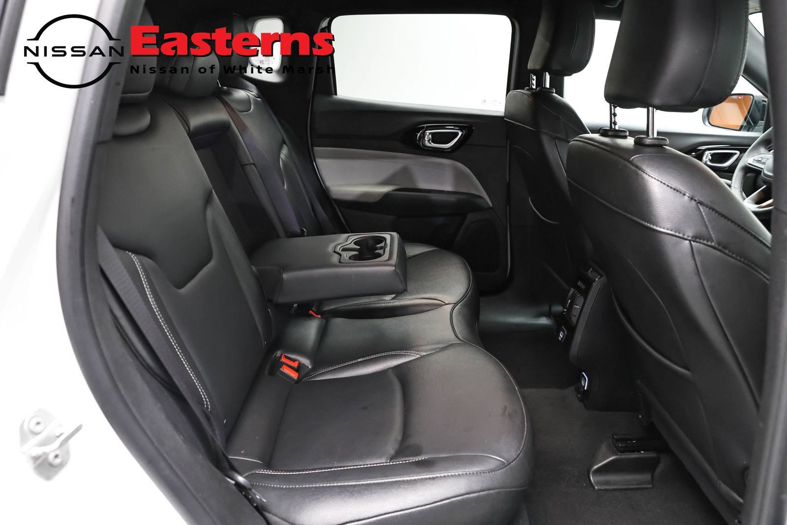 Used 2025 Jeep Compass Limited AWD/4WD image 22