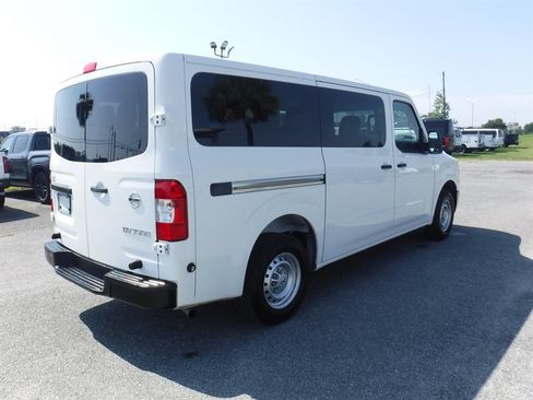 Used 2019 Nissan NV 3500 S RWD image 2