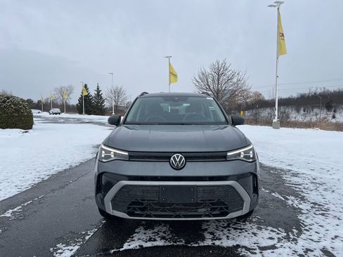 Used 2025 Volkswagen Taos S image 2