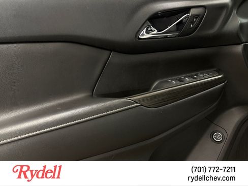 Used 2018 GMC Acadia SLT AWD/4WD image 11