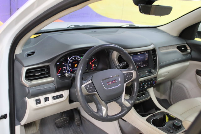 Used 2021 GMC Acadia Denali w/ GMC Pro Grade Package AWD/4WD image 14