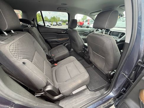 Used 2018 GMC Acadia SLE AWD/4WD image 14