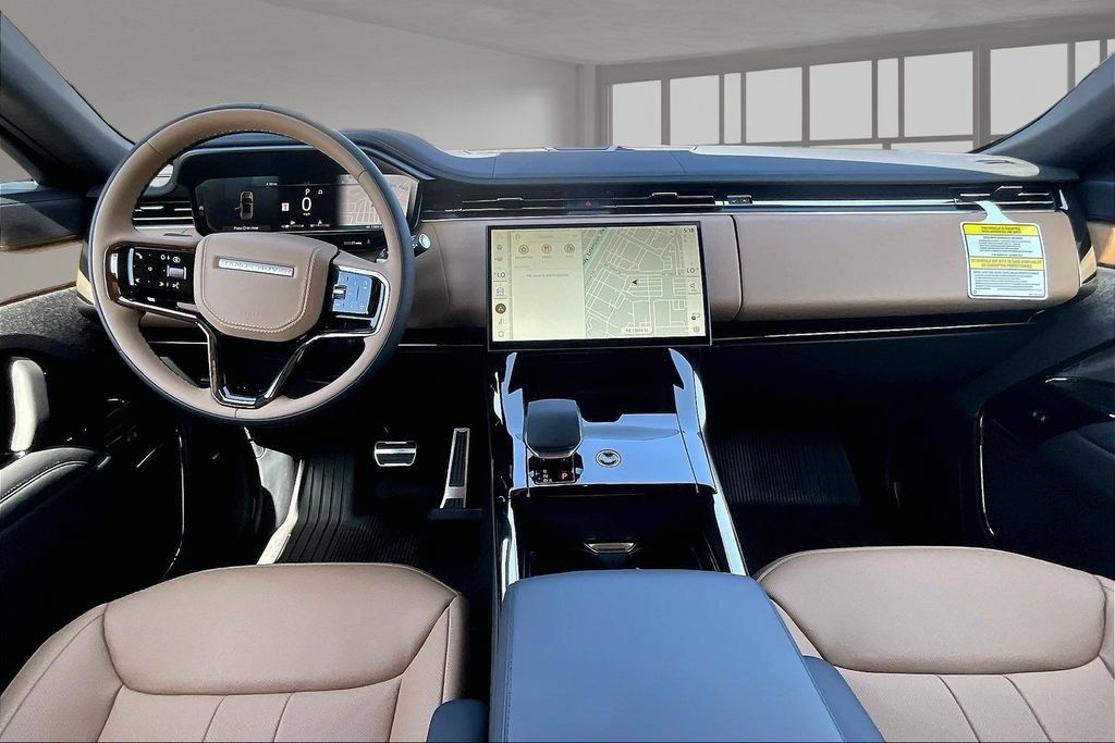 New 2026 Land Rover Range Rover Sport Dynamic SE AWD/4WD image 5