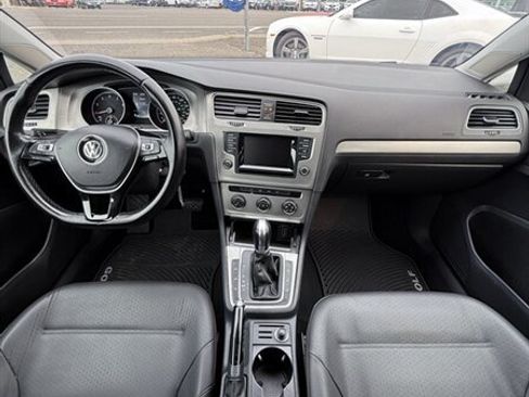Used 2015 Volkswagen Golf S FWD image 20