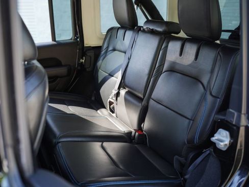 Used 2023 Jeep Wrangler Unlimited Rubicon 4xe w/ Steel Bumper Group image 23