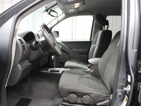 Used 2019 Nissan Frontier PRO-4X AWD/4WD image 14