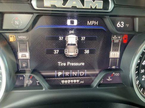 Used 2022 RAM 1500 Laramie AWD/4WD image 14