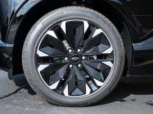 New 2026 Chevrolet Blazer EV RS image 8