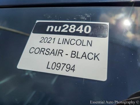 Used 2021 Lincoln Corsair Reserve w/ Sport Package image 27