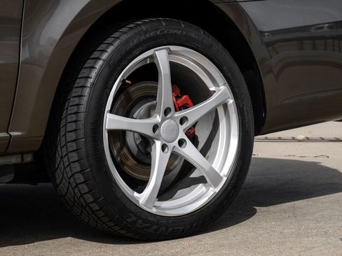 Used 2017 Mercedes-Benz Metris Passenger w/ Driver Efficiency Package image 53