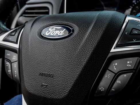 Used 2018 Ford Fusion Energi Titanium image 27