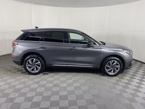 Used 2024 Lincoln Corsair AWD w/ Equipment Group 101A image 7