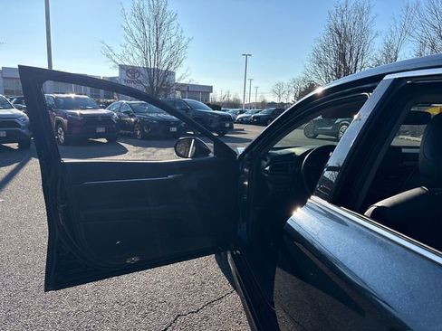 Certified 2021 Toyota Camry XSE w/ Blackout Package (TMS) image 25