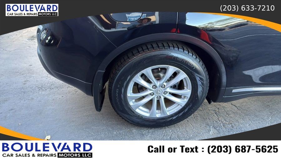Used 2012 INFINITI FX35 AWD w/ Premium Pkg image 11