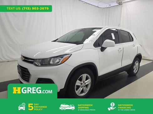 Used 2021 Chevrolet Trax LS w/ Tint and Cruise Package FWD image 1