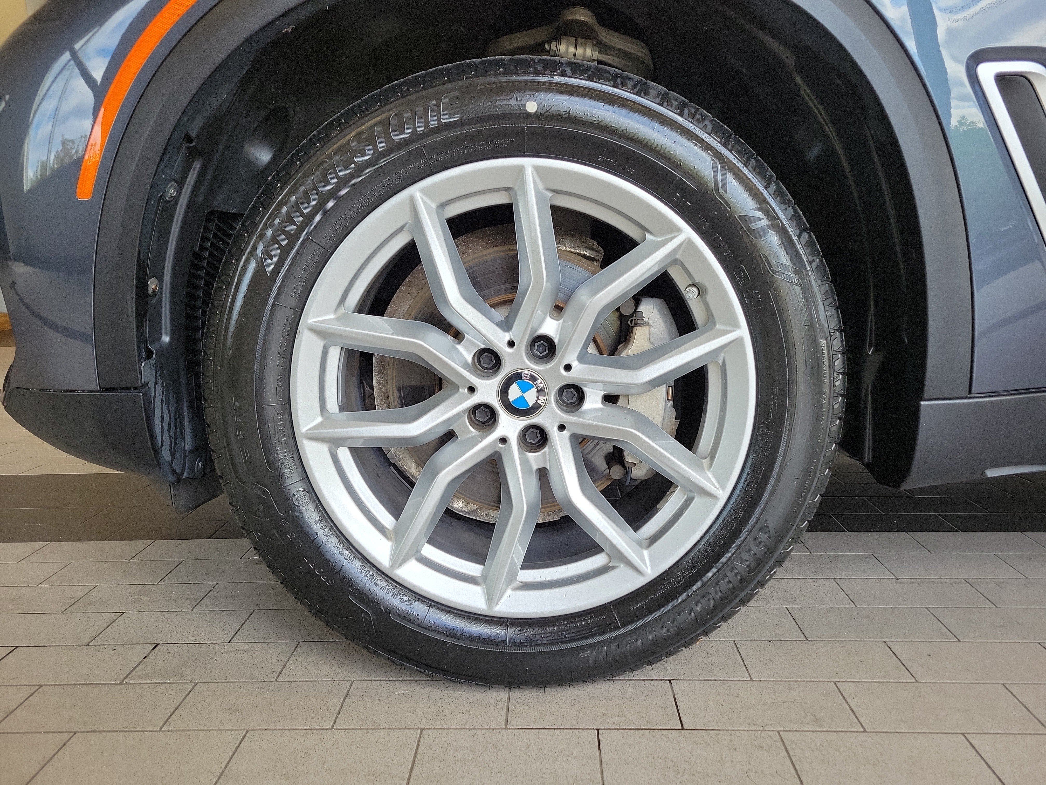 Used 2019 BMW X5 xDrive40i w/ Premium Package 2 AWD/4WD image 12