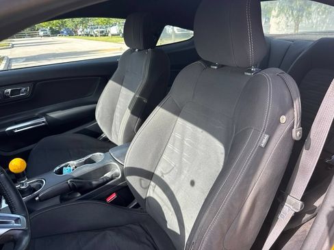 Used 2016 Ford Mustang GT w/ GT Performance Package RWD image 10