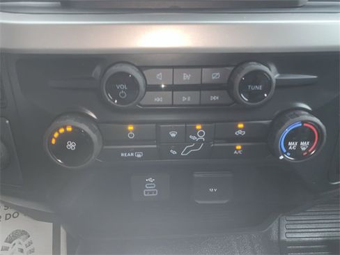 New 2024 Ford F350 XL w/ XL Chrome Package image 19