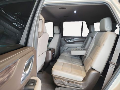 Used 2021 Chevrolet Tahoe LT image 26