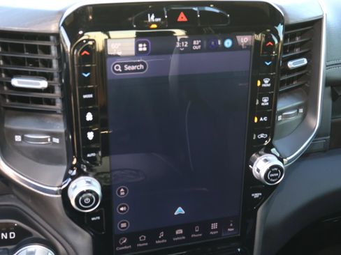 Used 2025 RAM 1500 Laramie w/ Laramie Southwest Edition image 27