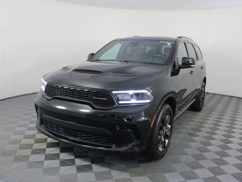 Used 2025 Dodge Durango GT AWD/4WD image 25