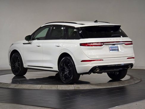 New 2026 Lincoln Corsair Premiere image 7