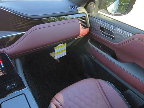 New 2026 INFINITI QX80 Autograph image 16