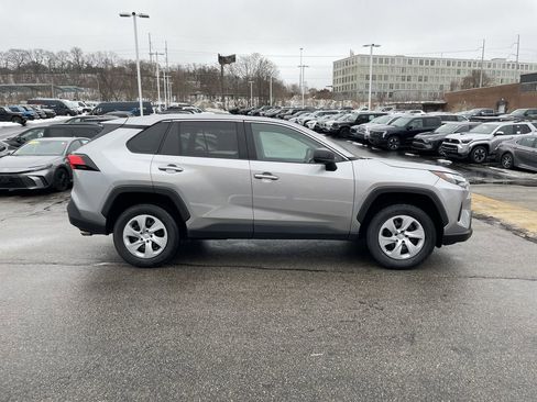 Used 2024 Toyota RAV4 LE image 7