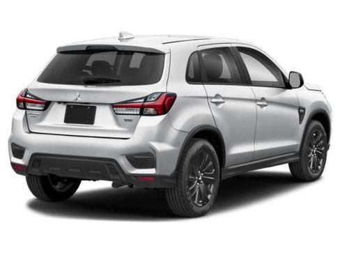 Used 2022 Mitsubishi Outlander Sport LE AWD/4WD image 2